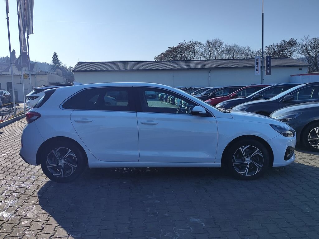 Hyundai i30 Hatchback 998,0 88 kw