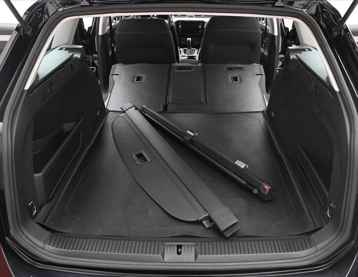 Volkswagen Passat Kombi 1,4 l 115 kw