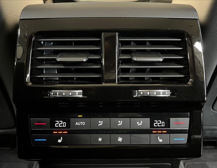 Volkswagen Touareg 31