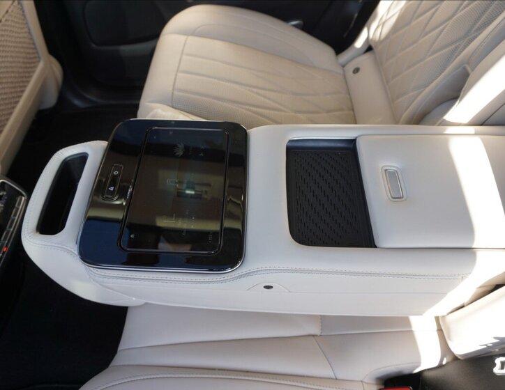 Mercedes-Benz GLS SUV / Terénní 4,0 l 450 kw