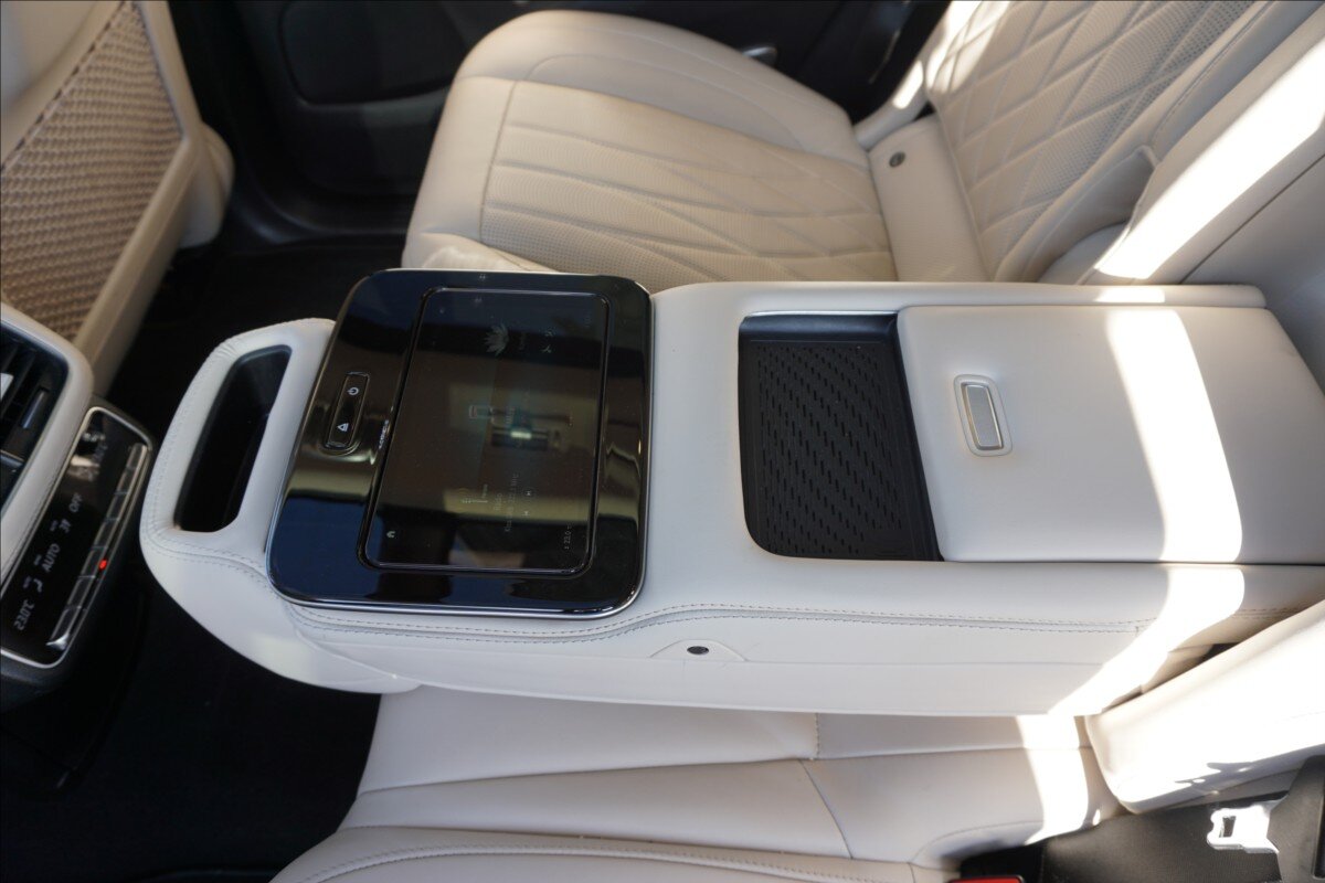 Mercedes-Benz GLS SUV / Terénní 4,0 l 450 kw