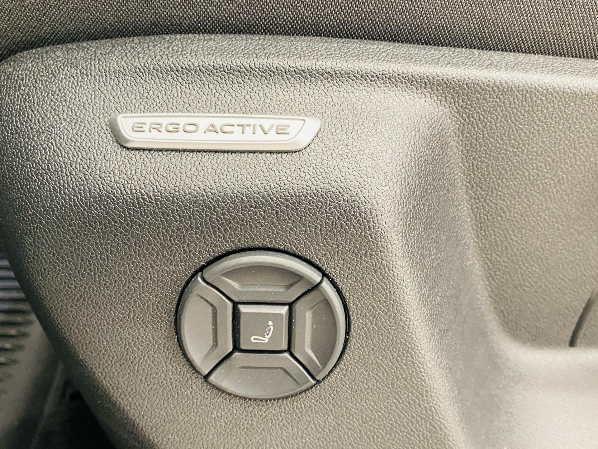 Volkswagen Tiguan SUV 2,0 l 142 kw