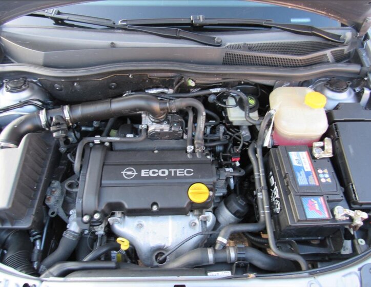 Opel Astra Hatchback 1,4 l 66 kw