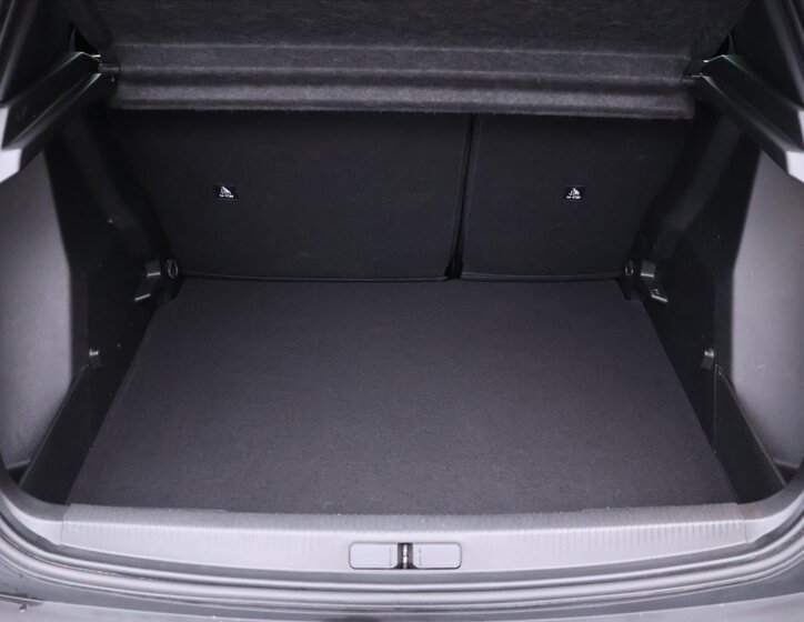 Peugeot 2008 SUV / Terénní 1,2 l 74 kw