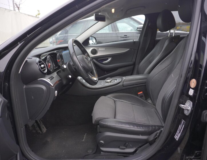 Mercedes-Benz Třídy E Kombi 2,0 l 143 kw