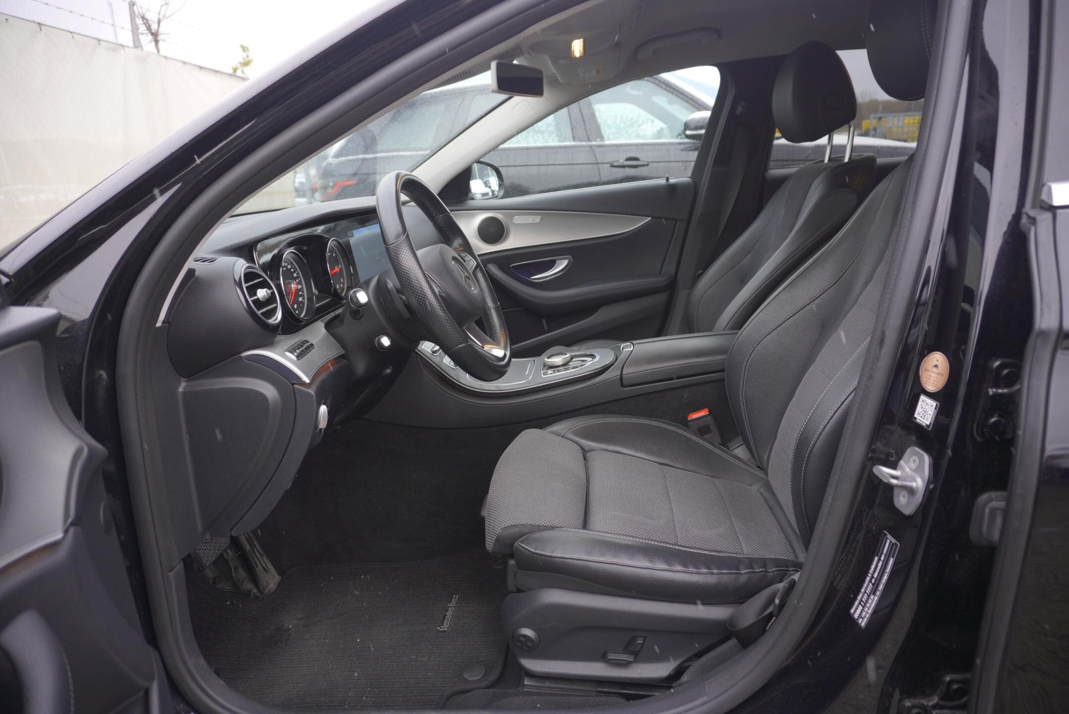 Mercedes-Benz Třídy E Kombi 2,0 l 143 kw