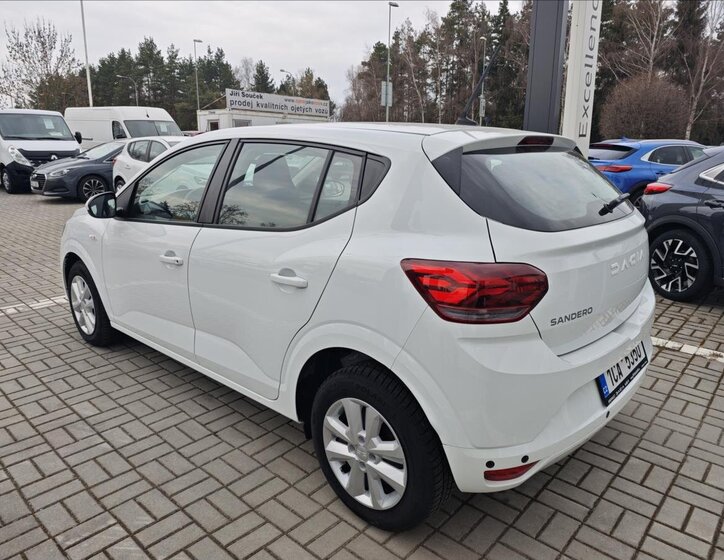 Dacia Sandero Hatchback 999,0 67 kw
