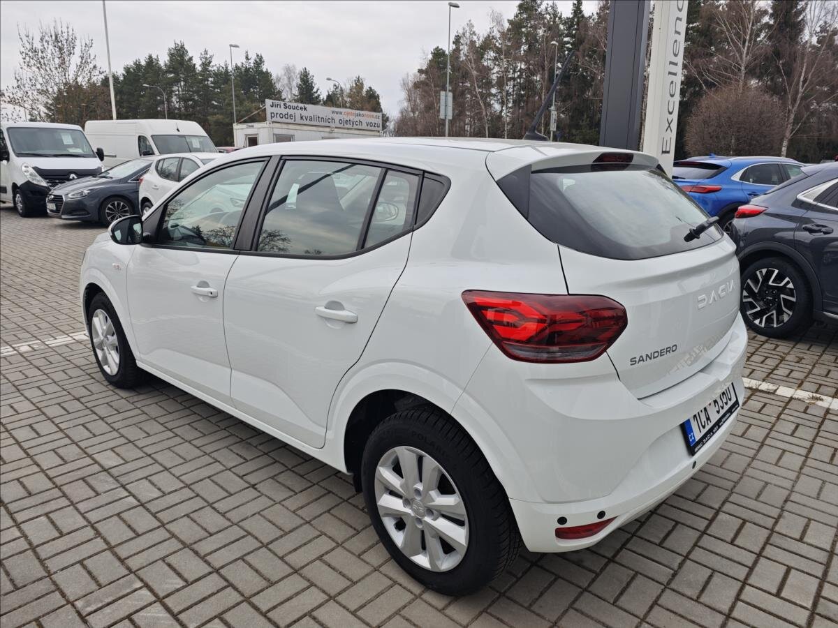 Dacia Sandero Hatchback 999,0 67 kw