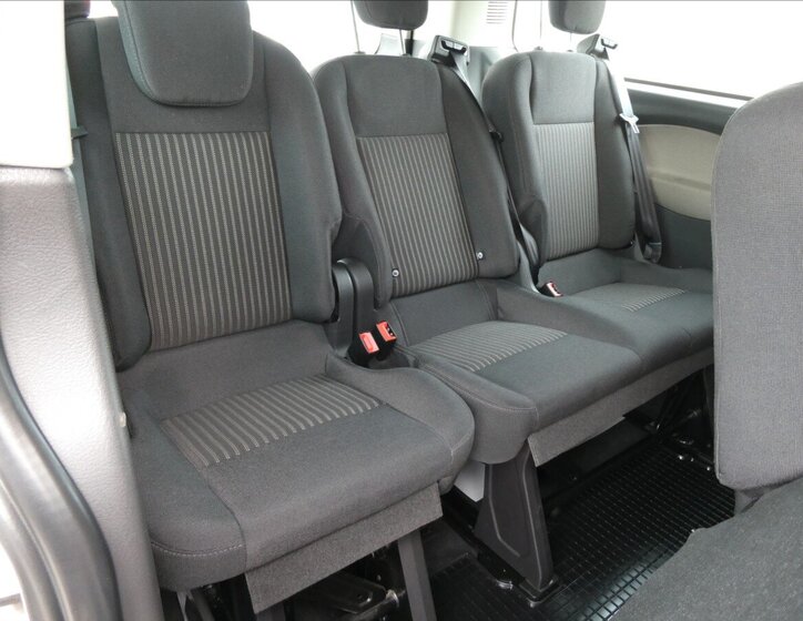 Ford Tourneo Custom Ostatní 2,0 l 96 kw