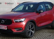 Volvo XC40 SUV / Terénní 2,0 l 145 kw