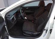 KIA Rio 11