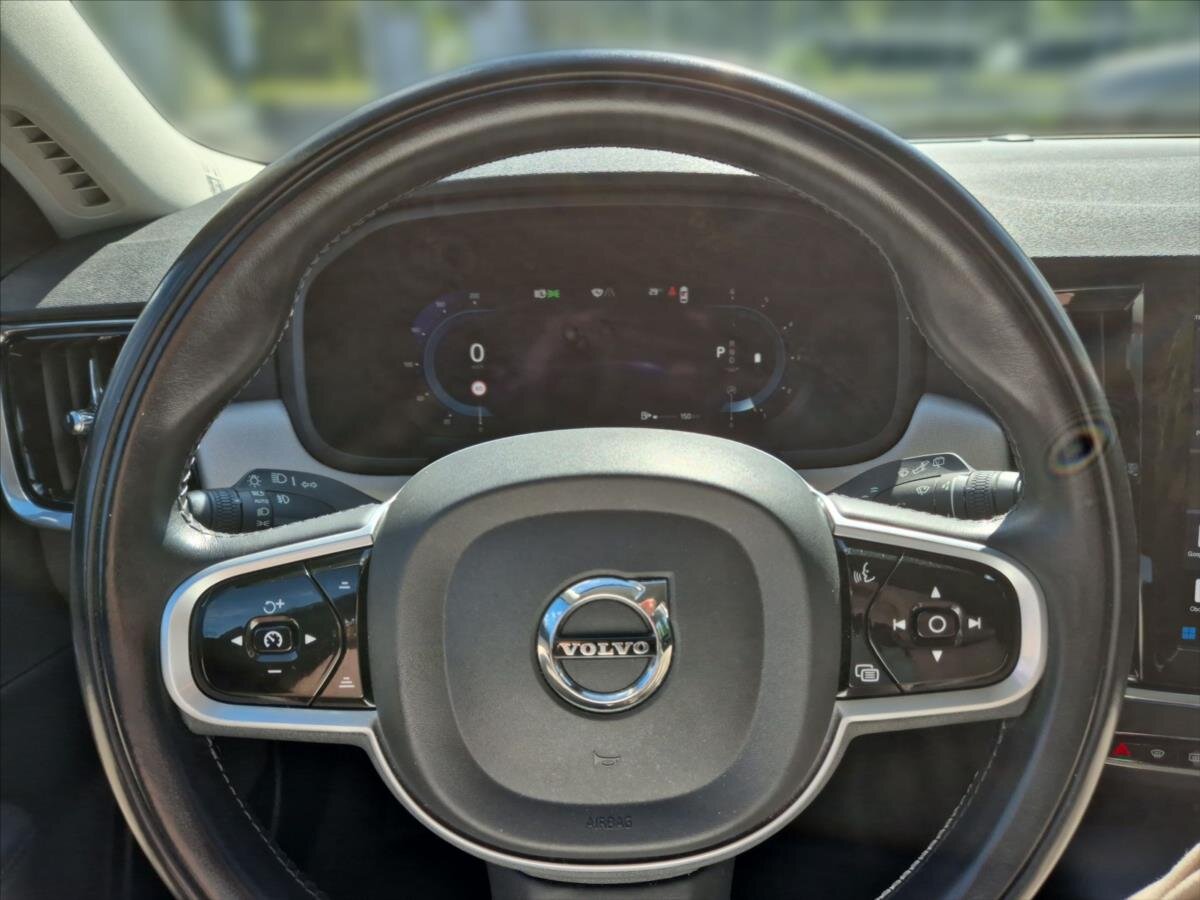 Volvo V90 Kombi 2,0 l 145 kw