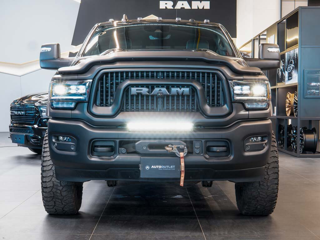 Dodge RAM Pick-up 6,4 l 306 kw