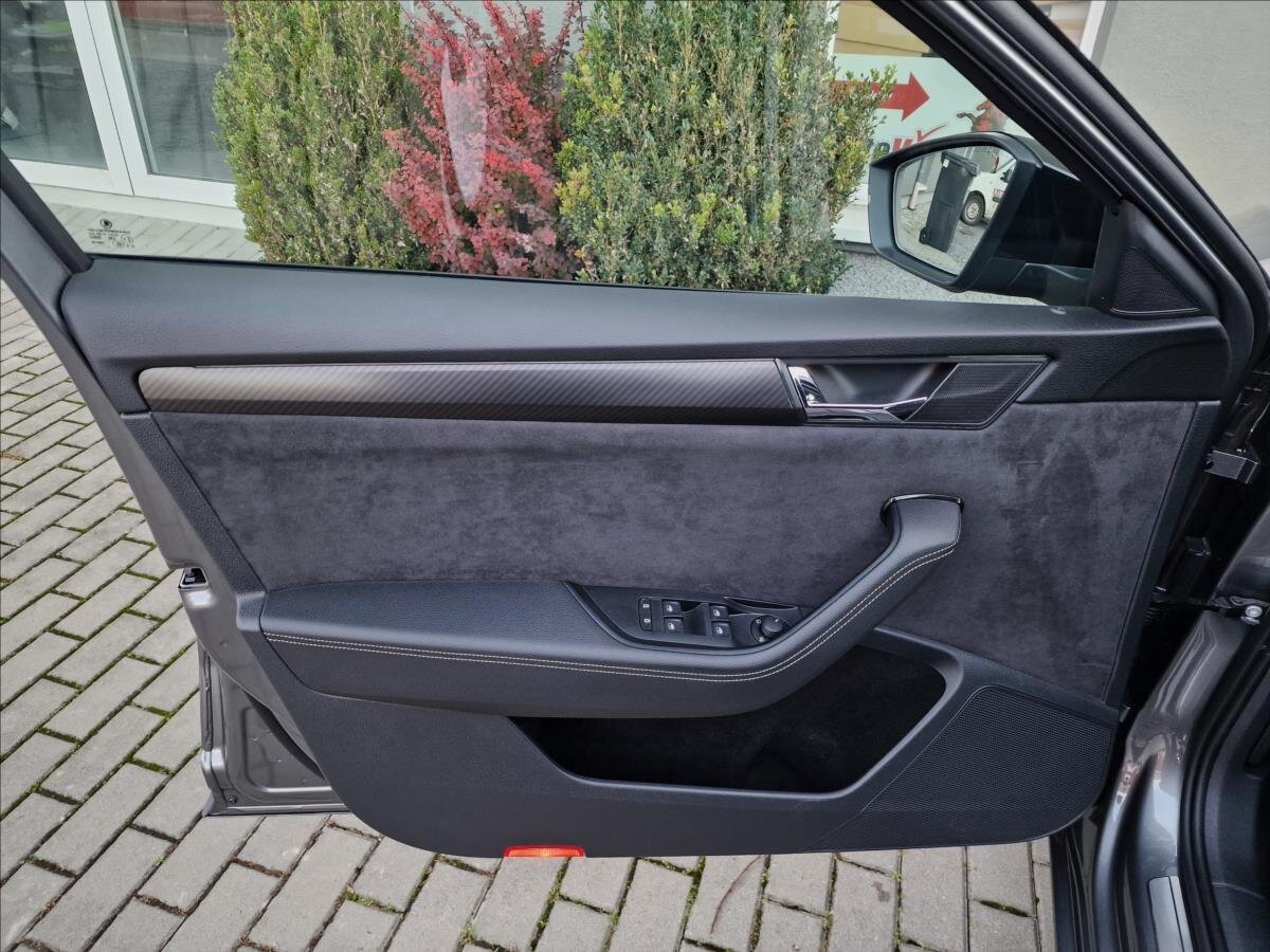 Škoda Superb Kombi 2,0 l 110 kw