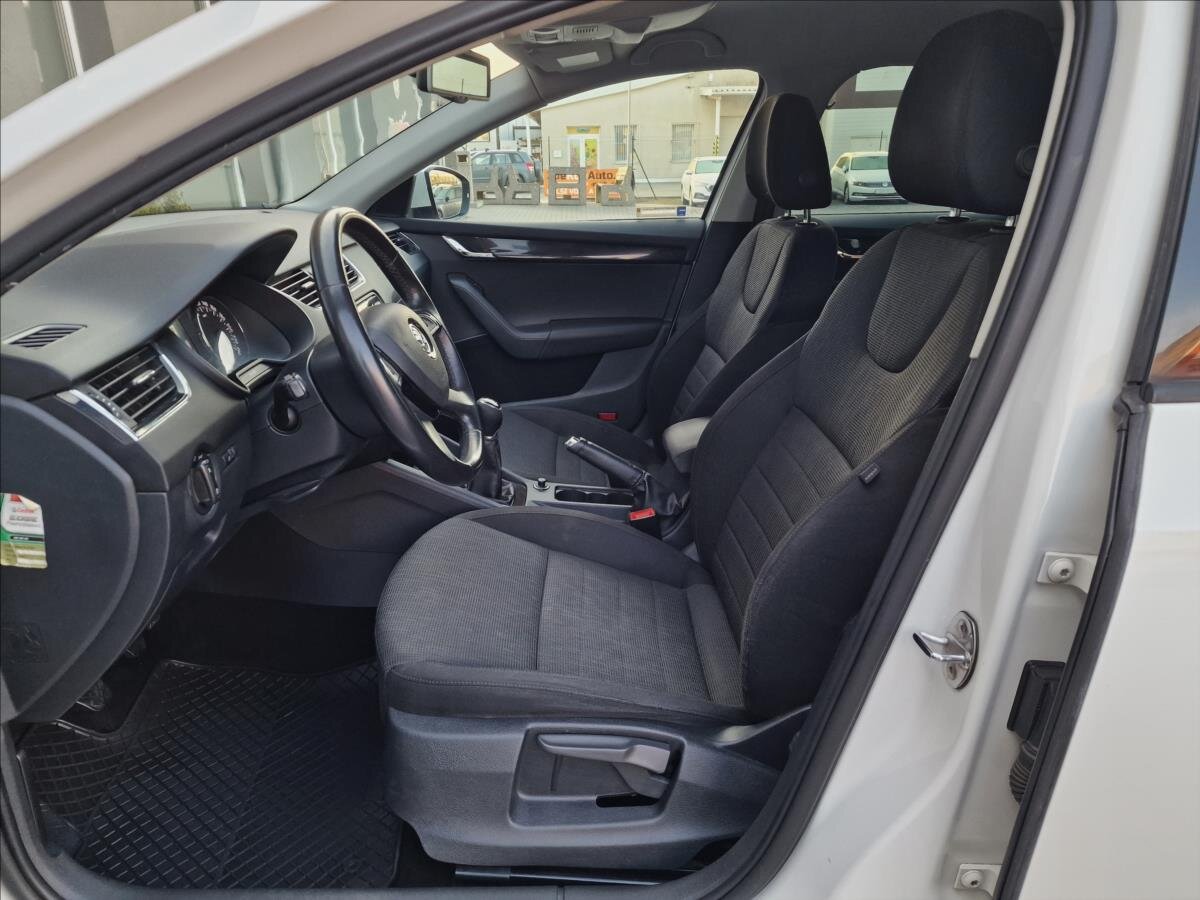 Škoda Octavia Sedan / Limuzína 2,0 l 110 kw