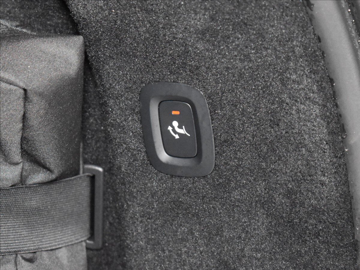 Volvo V90 Kombi 2,0 l 186 kw