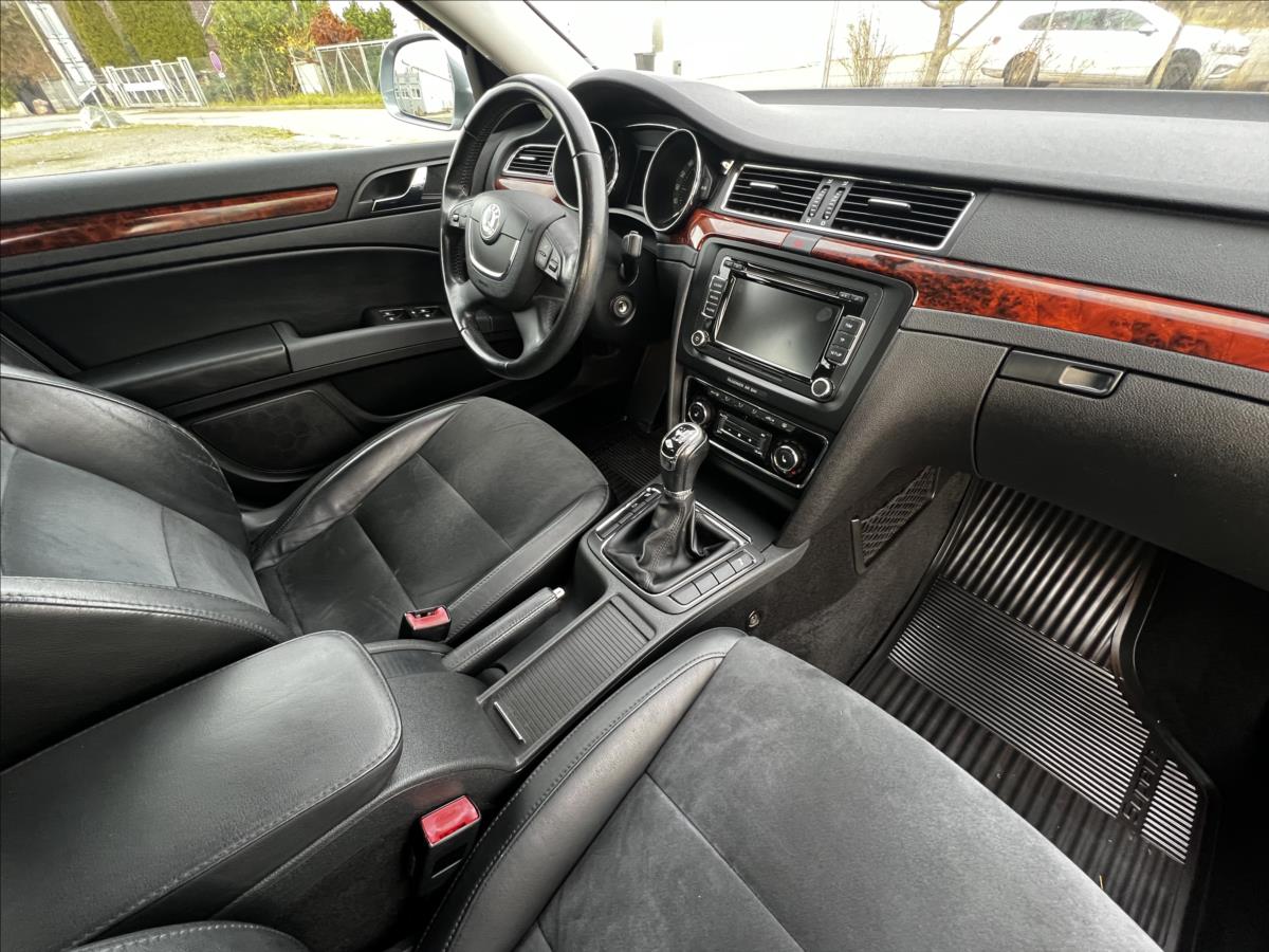 Škoda Superb