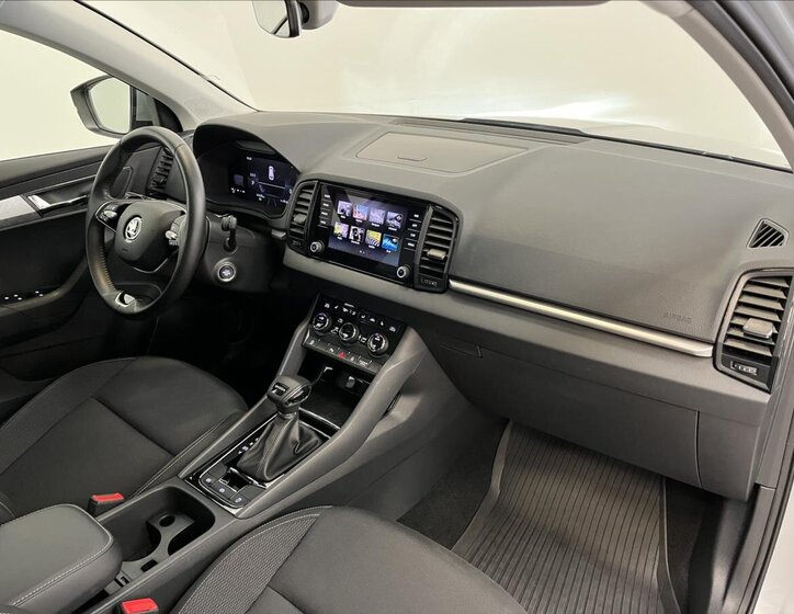 Škoda Karoq SUV / Terénní 1,5 l 110 kw