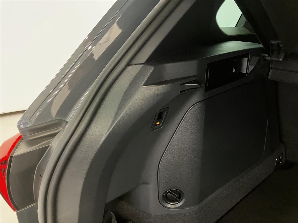 Volkswagen Tiguan SUV / Terénní 1,4 l 110 kw