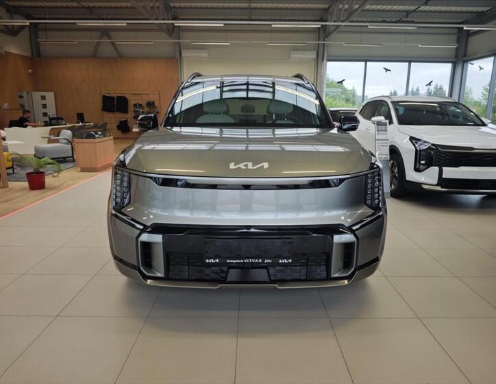 KIA EV9 8