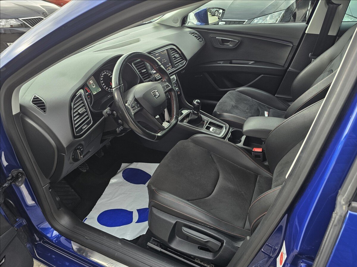 Seat Leon Hatchback 1,4 l 110 kw