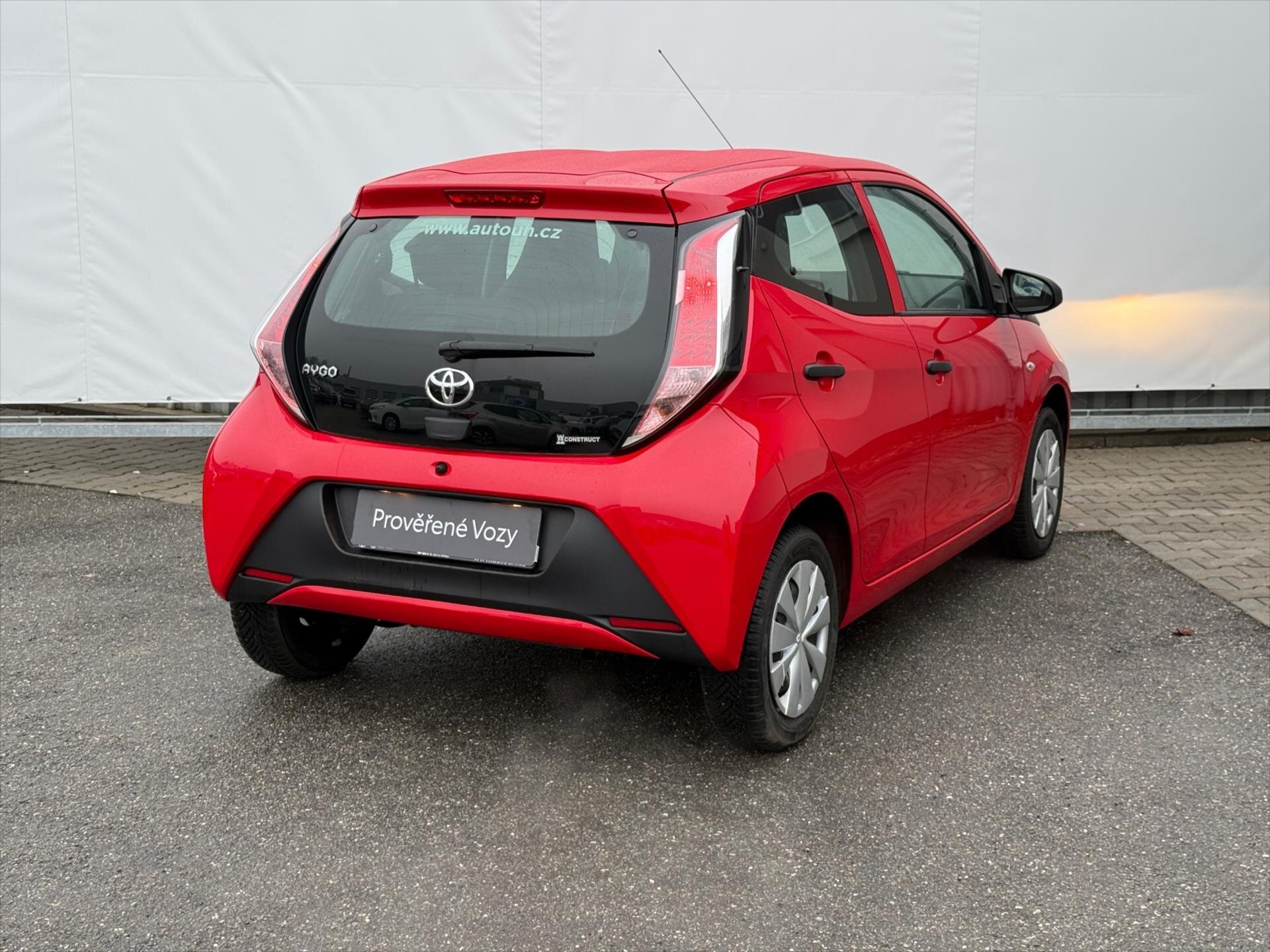 Toyota Aygo Hatchback 998,0 51 kw