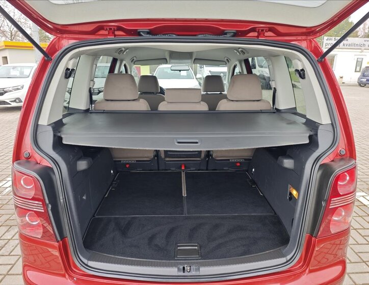 Volkswagen Touran MPV 1,4 l 103 kw