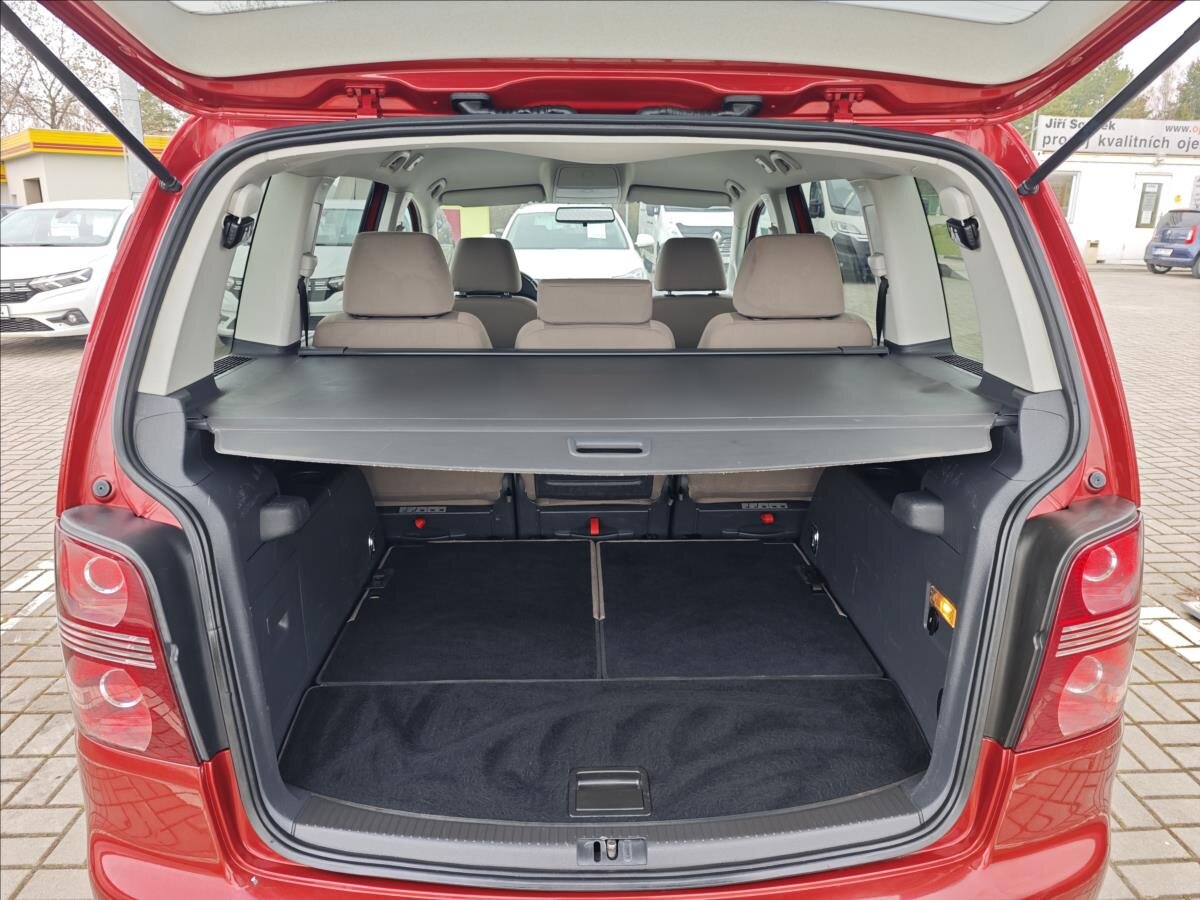 Volkswagen Touran MPV 1,4 l 103 kw