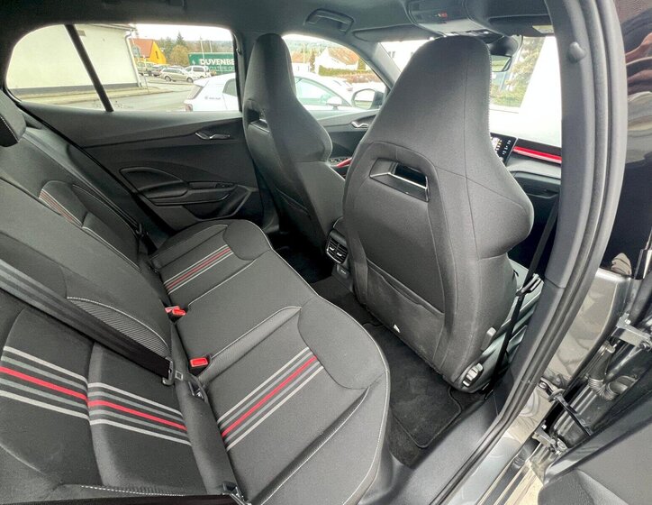 Škoda Fabia Hatchback 1,0 l 85 kw