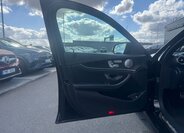 Mercedes-Benz Třídy E Sedan / Limuzína 2,0 l 143 kw