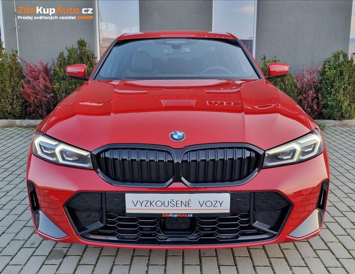 BMW Řada 3 Sedan / Limuzína 2,0 l 140 kw