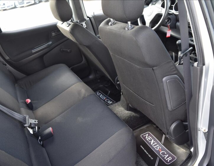 Subaru Justy Hatchback 1,3 l 66 kw