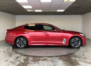 KIA Stinger 8