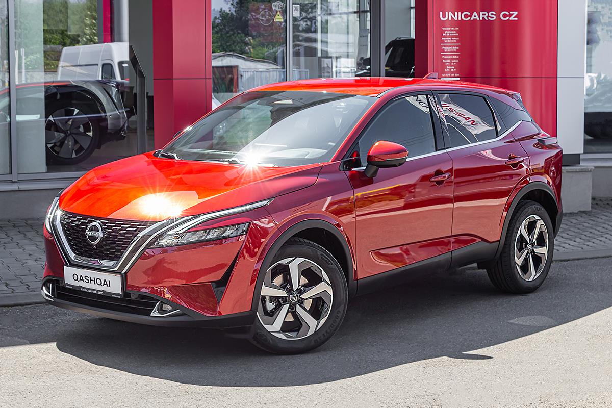 Nissan Qashqai SUV / Terénní 1,3 l 116 kw