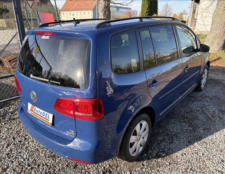 Volkswagen Touran MPV 1,2 l 77 kw