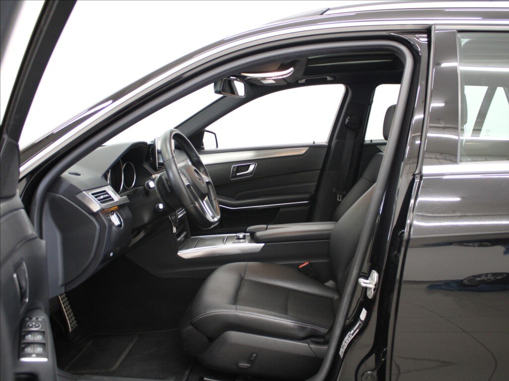 Mercedes-Benz Třídy E Kombi 3,0 l 190 kw