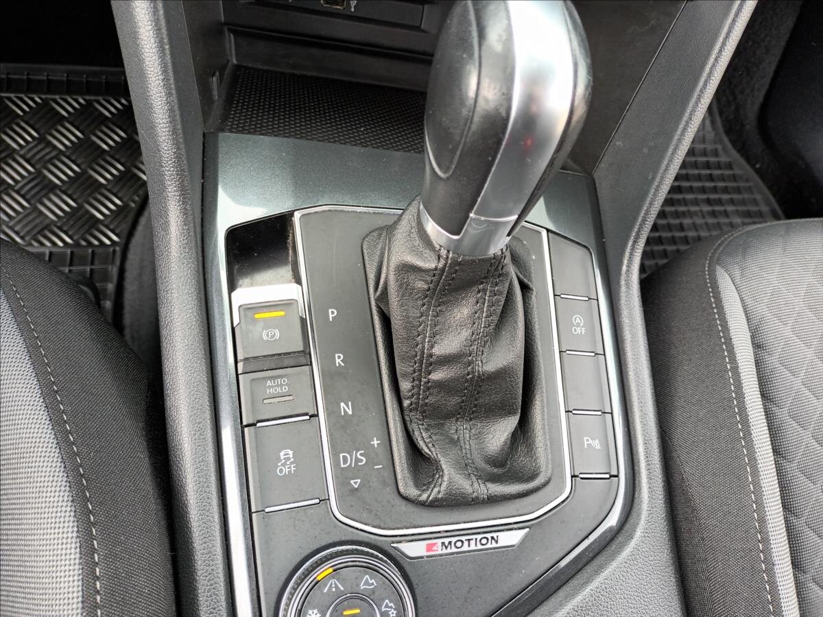Volkswagen Tiguan SUV / Terénní 2,0 l 110 kw