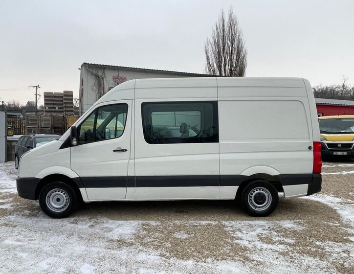 Volkswagen Crafter Skříň 2,5 l 80 kw