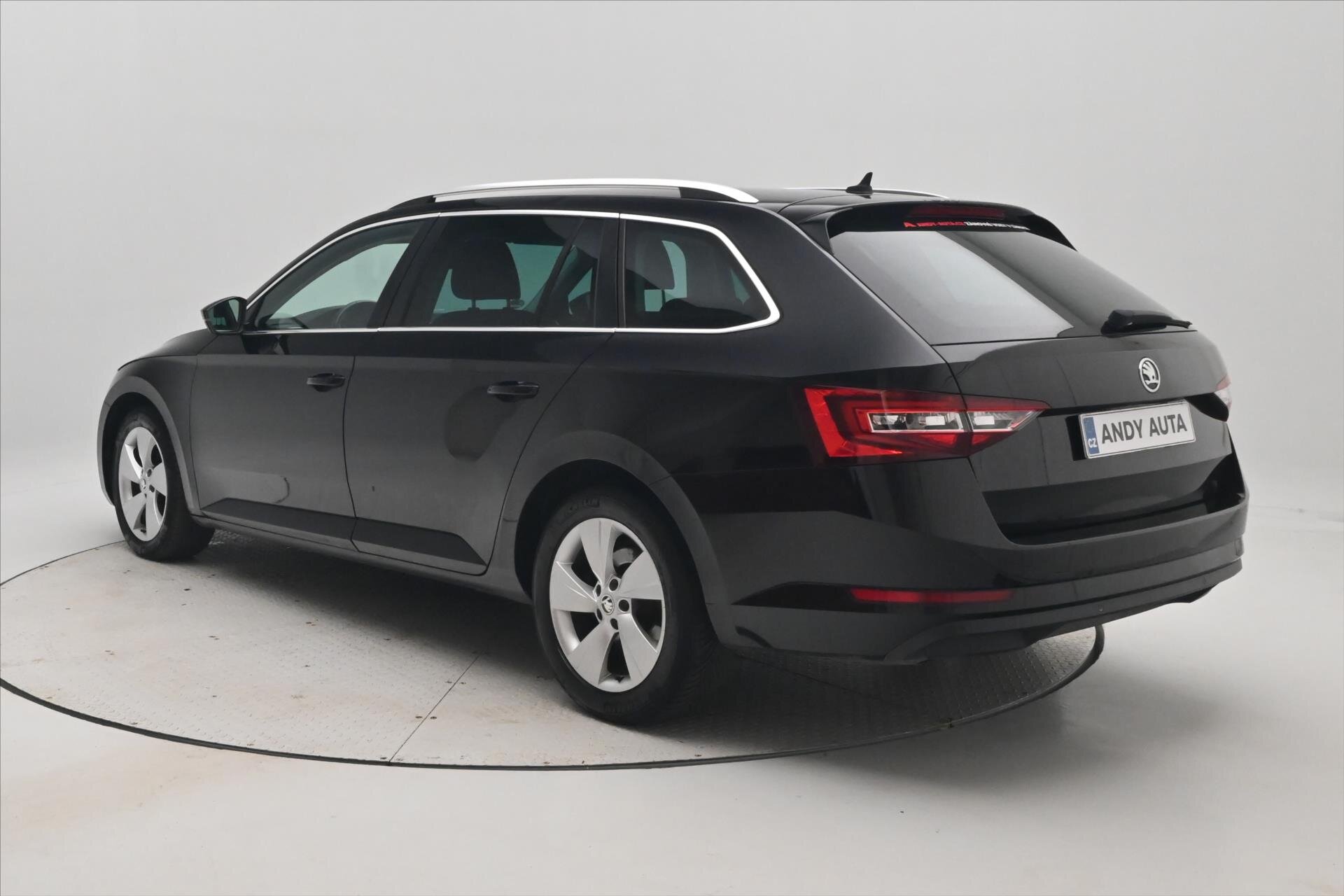 Škoda Superb Kombi 2,0 l 110 kw