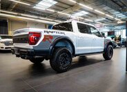 Ford F-150 Pick-up 5,2 l 536 kw