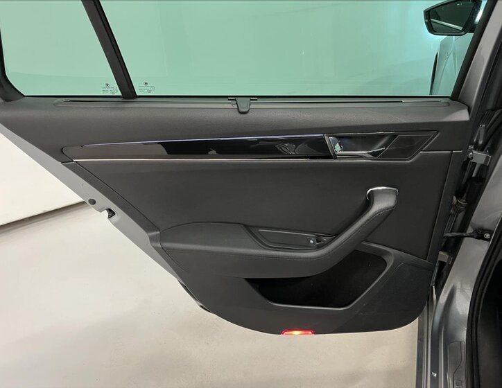 Škoda Superb Kombi 2,0 l 140 kw