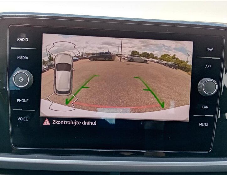 Volkswagen T-Roc Hatchback 999,0 81 kw