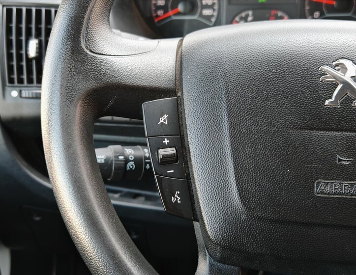 Peugeot Boxer Skříň 2,2 l 121 kw