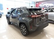Toyota Yaris Cross CUV / Crossover 1,5 l 68 kw