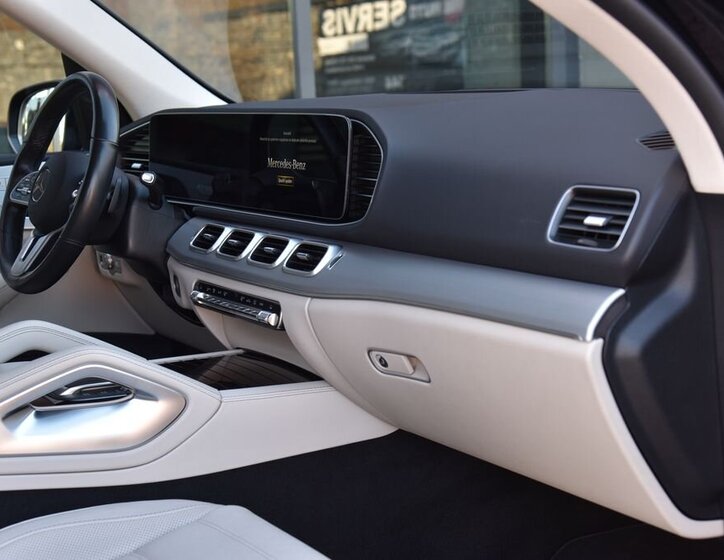 Mercedes-Benz GLE 19