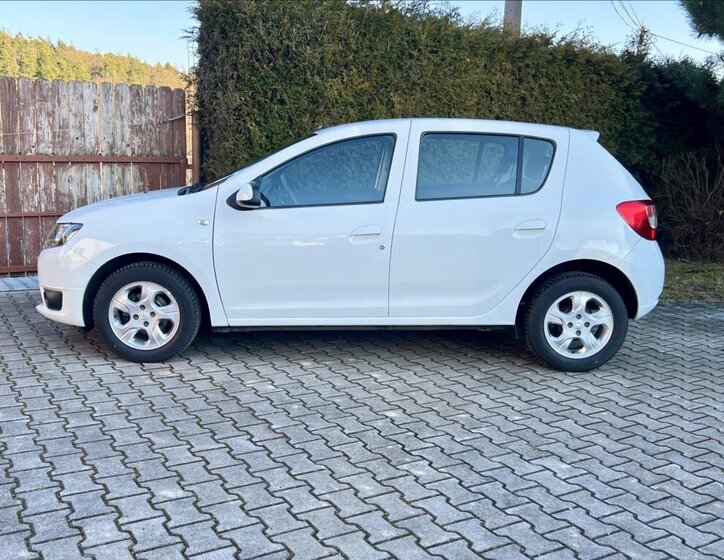 Dacia Sandero Hatchback 1,1 l 55 kw