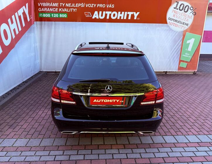 Mercedes-Benz Třídy E 8