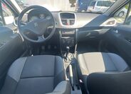 Peugeot 207 7