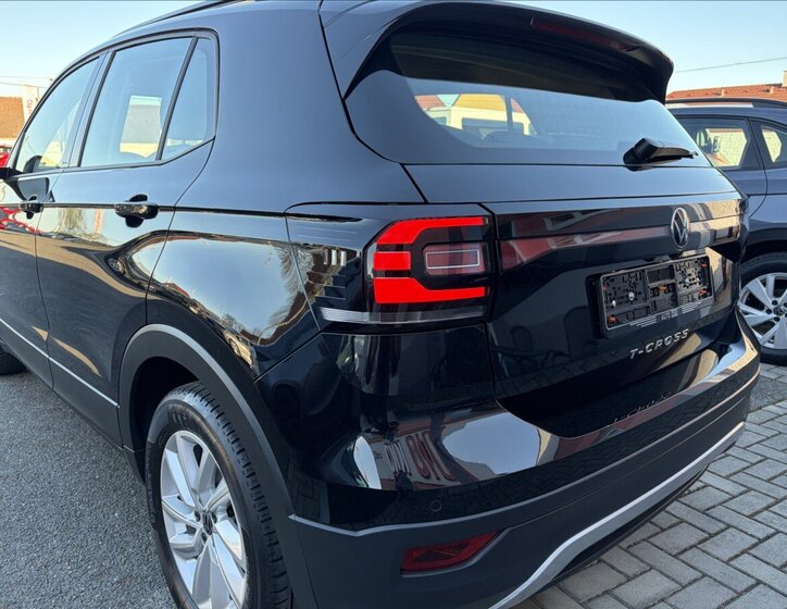 Volkswagen T-Cross Kombi 999,0 81 kw