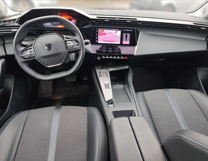 Peugeot 308 Kombi 1,2 l 96 kw